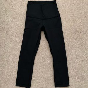 Lululemon cropped wunder unders
